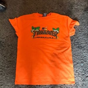 Medium thrasher shirt